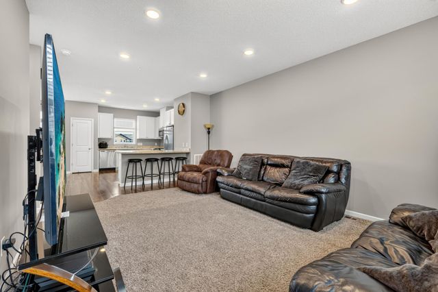 1671 Windigo Lane, Shakopee, MN 55379