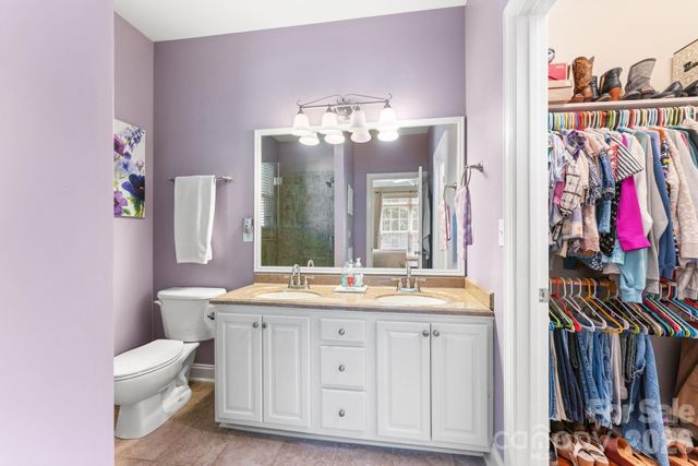 1900 Austin Place Lane, Winston Salem, NC 27127