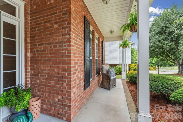 1900 Austin Place Lane, Winston Salem, NC 27127