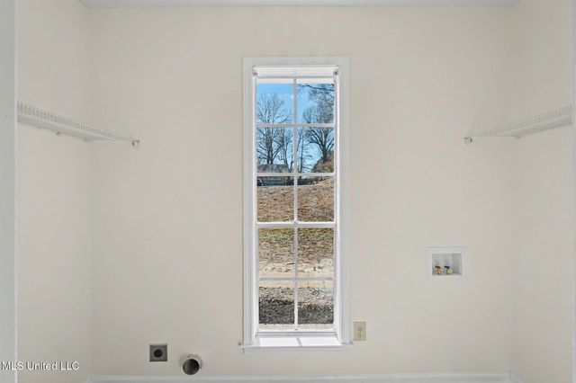 4490 S Big Horn Drive, Nesbit, MS 38651