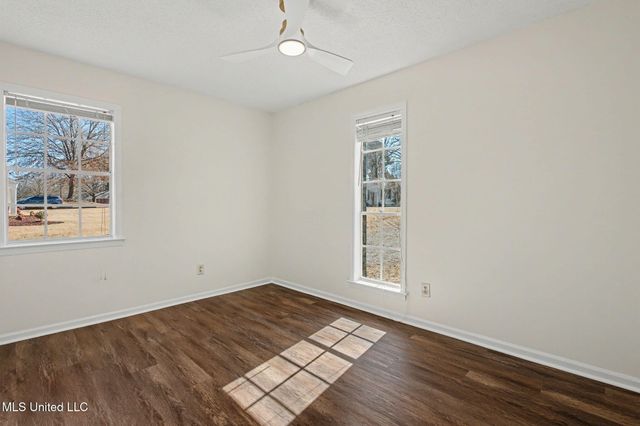 4490 S Big Horn Drive, Nesbit, MS 38651