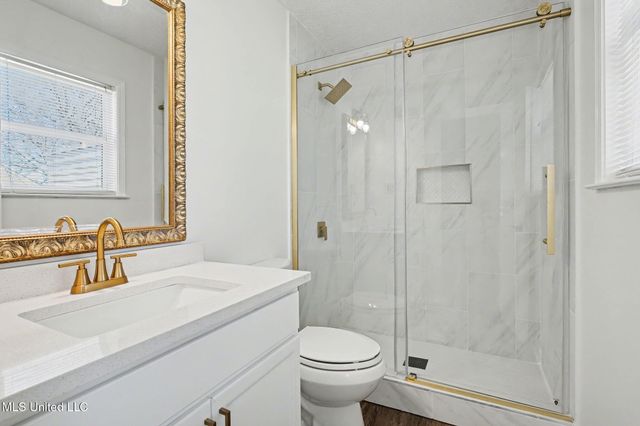 4490 S Big Horn Drive, Nesbit, MS 38651