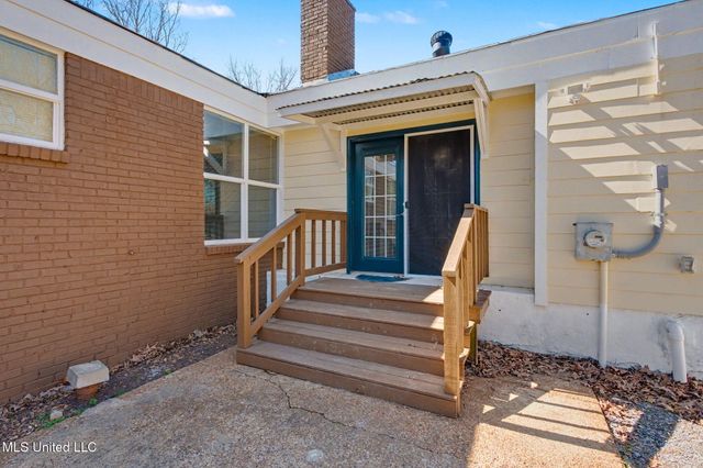 4490 S Big Horn Drive, Nesbit, MS 38651