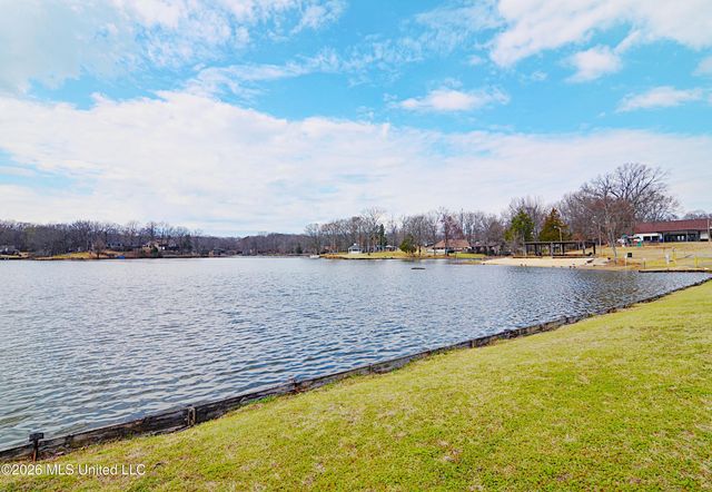 4490 S Big Horn Drive, Nesbit, MS 38651