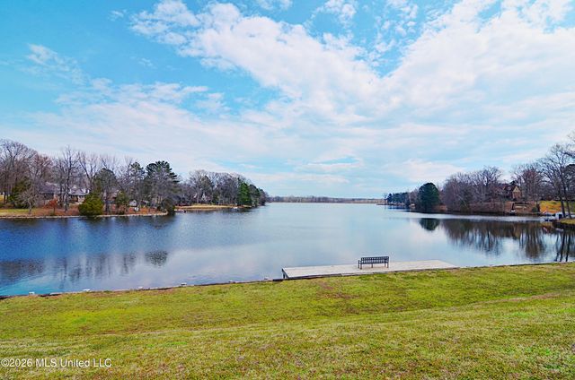 4490 S Big Horn Drive, Nesbit, MS 38651