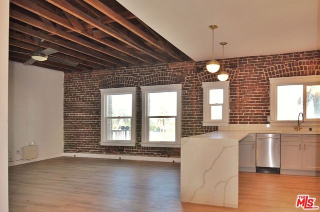 800 Pacific Avenue 401, Long Beach, CA 90813