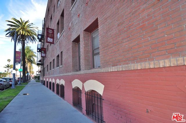 800 Pacific Avenue 401, Long Beach, CA 90813