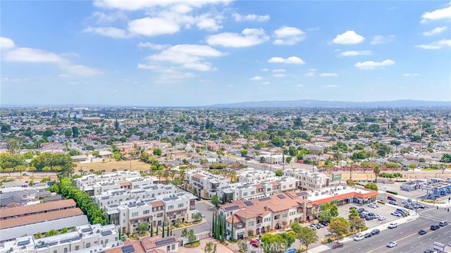 15927 Santa Ana Avenue 3, Bellflower, CA 90706