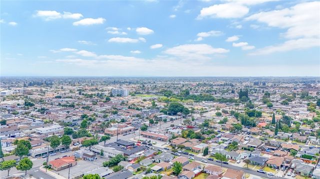 15927 Santa Ana Avenue 3, Bellflower, CA 90706