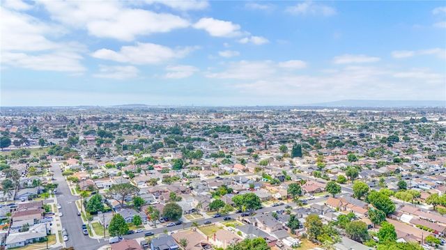 15927 Santa Ana Avenue 3, Bellflower, CA 90706