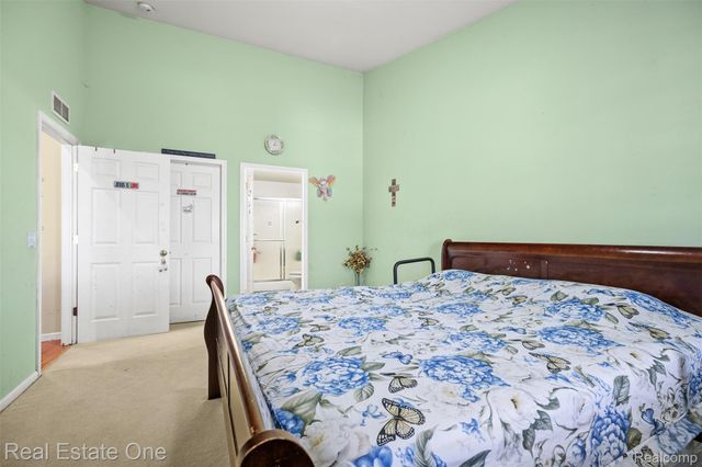 21628 Majestic Drive, Brownstown Charter Township, MI 48183