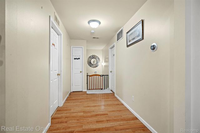 21628 Majestic Drive, Brownstown Charter Township, MI 48183