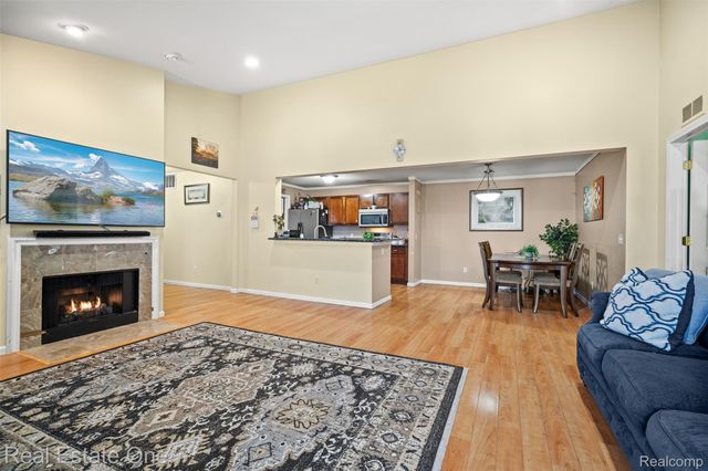 21628 Majestic Drive, Brownstown Charter Township, MI 48183