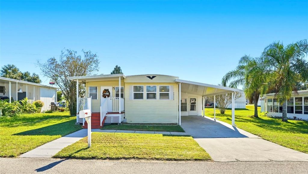 37828 NEWAL AVENUE, Zephyrhills, FL 33542
