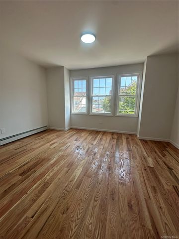 17205 89th Avenue, Jamaica, NY 11432