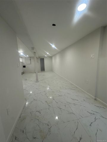 17205 89th Avenue, Jamaica, NY 11432