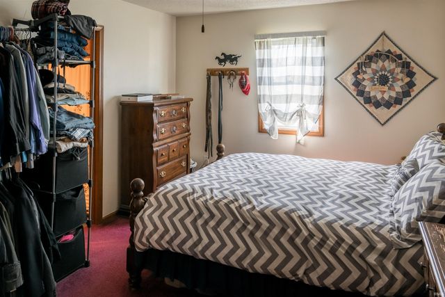 213 Granada Drive, Kendallville, IN 46755