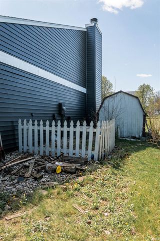 213 Granada Drive, Kendallville, IN 46755