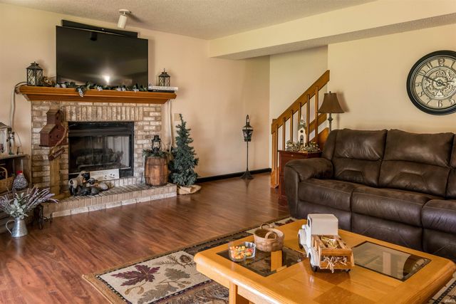 213 Granada Drive, Kendallville, IN 46755