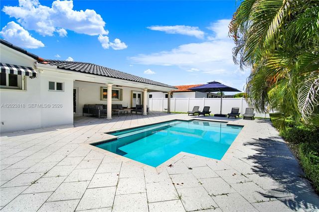 13023 SW 6th St, Miami, FL 33184