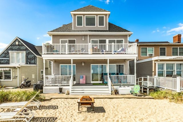 876 Shirley St 2, Winthrop, MA 02152