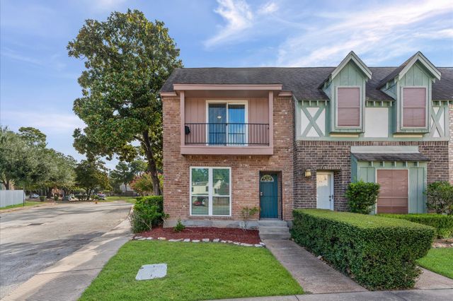 830 Threadneedle Street 240, Houston, TX 77079
