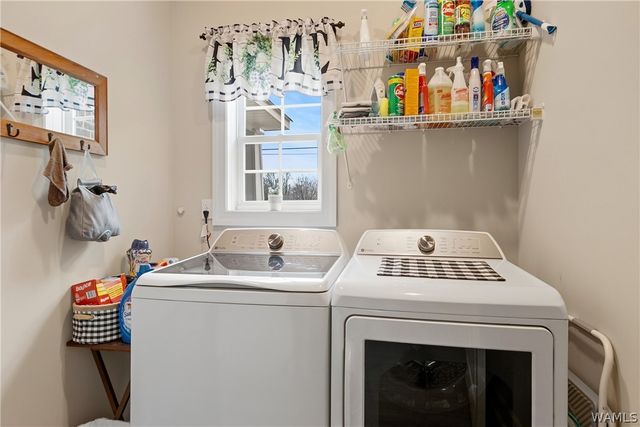 11981 LOWER HULL, Moundville, AL 35474