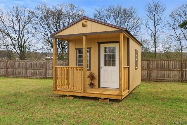 11981 LOWER HULL, Moundville, AL 35474