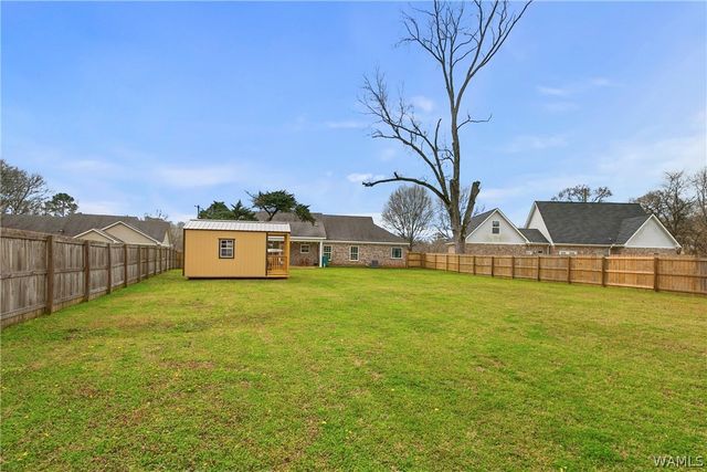 11981 LOWER HULL, Moundville, AL 35474