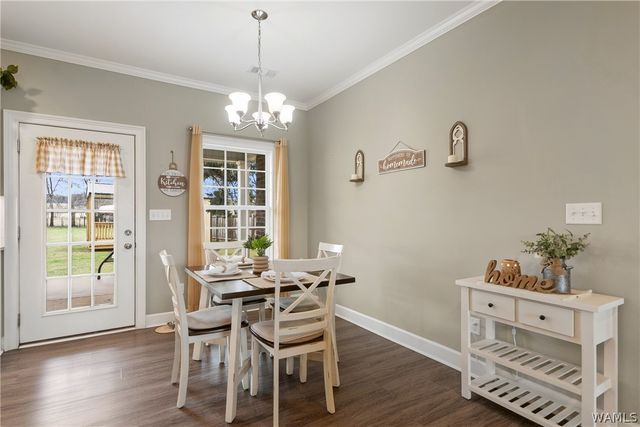 11981 LOWER HULL, Moundville, AL 35474