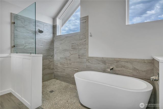 2653 NE Fern Glen Road, Poulsbo, WA 98370