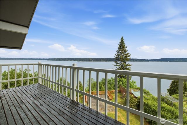 2653 NE Fern Glen Road, Poulsbo, WA 98370
