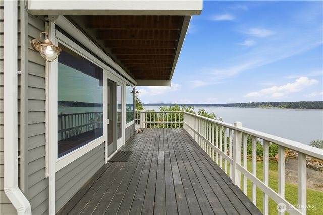 2653 NE Fern Glen Road, Poulsbo, WA 98370