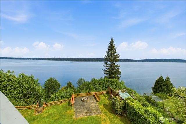 2653 NE Fern Glen Road, Poulsbo, WA 98370