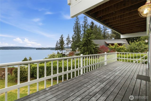 2653 NE Fern Glen Road, Poulsbo, WA 98370