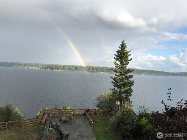 2653 NE Fern Glen Road, Poulsbo, WA 98370