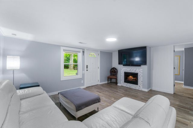 3000 Taft Highway, Signal Mountain, TN 37377