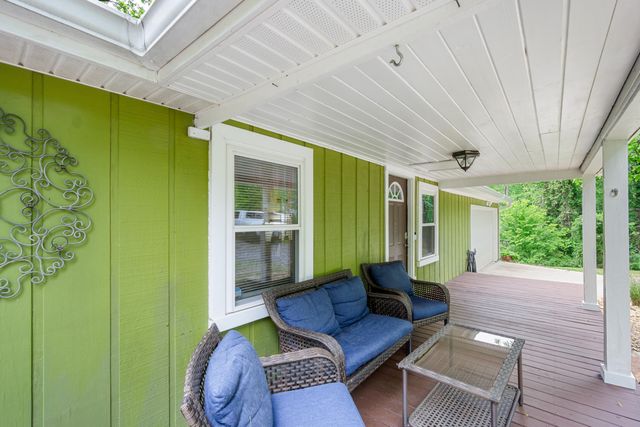 3000 Taft Highway, Signal Mountain, TN 37377