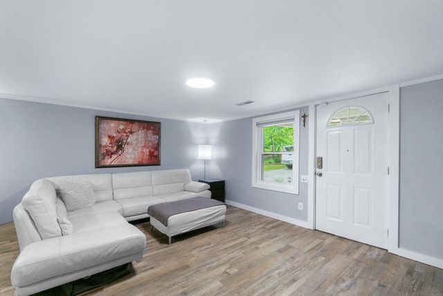 3000 Taft Highway, Signal Mountain, TN 37377
