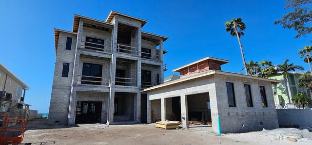 660 GULF BOULEVARD, Belleair Shores, FL 33786