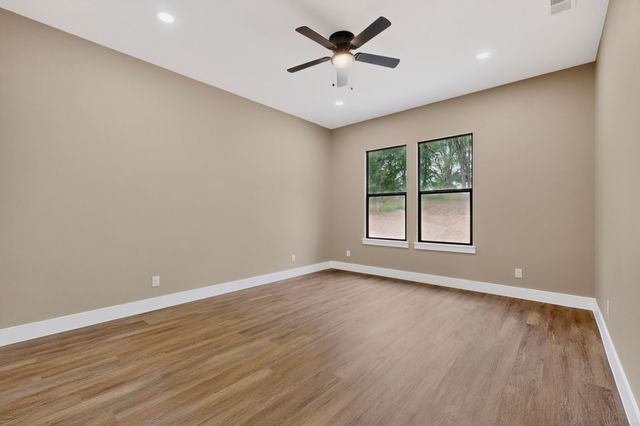 5310 Grand View Drive, Athens, TX 75752