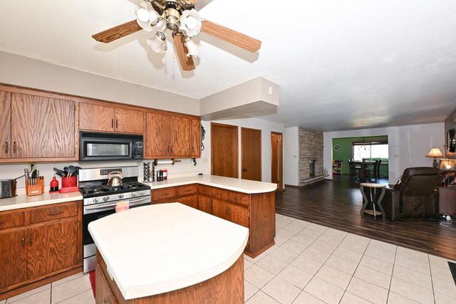 4520 Garden DRIVE, Mount Pleasant, WI 53403