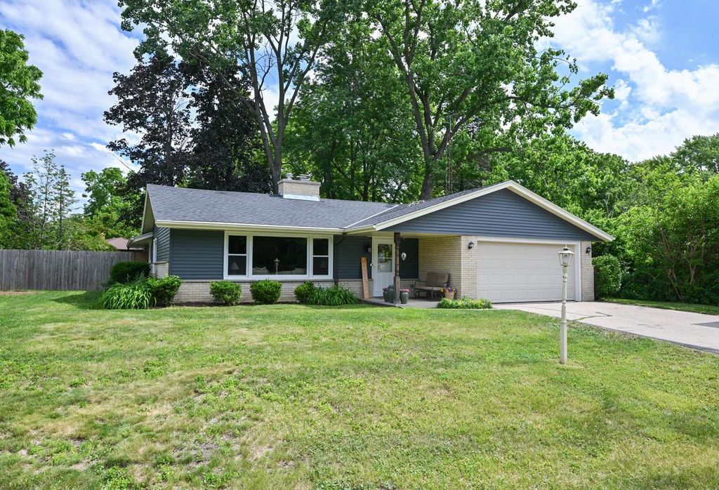 4520 Garden DRIVE, Mount Pleasant, WI 53403