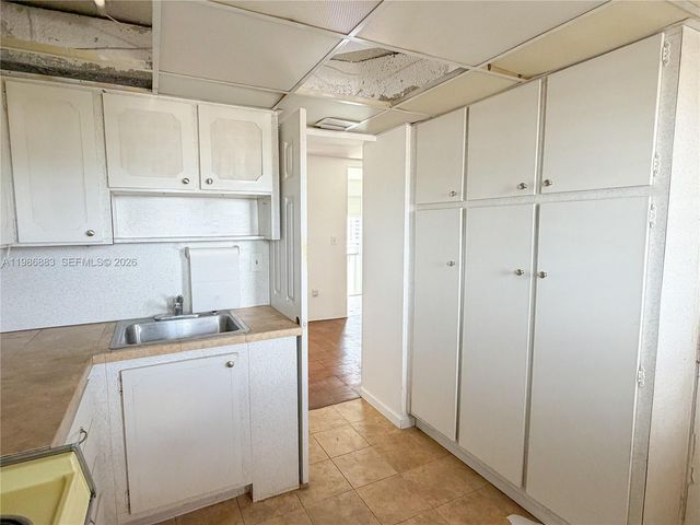 2930 Point East Dr E601, Aventura, FL 33160