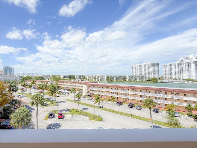 2930 Point East Dr E601, Aventura, FL 33160