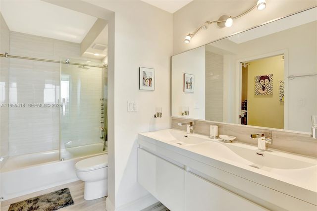 7135 Collins Ave 1105, Miami Beach, FL 33141