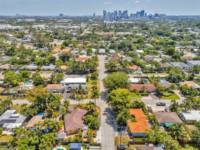 641 NE 16th Street B, Fort Lauderdale, FL 33304