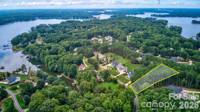 372 Kenway Loop, Mooresville, NC 28117