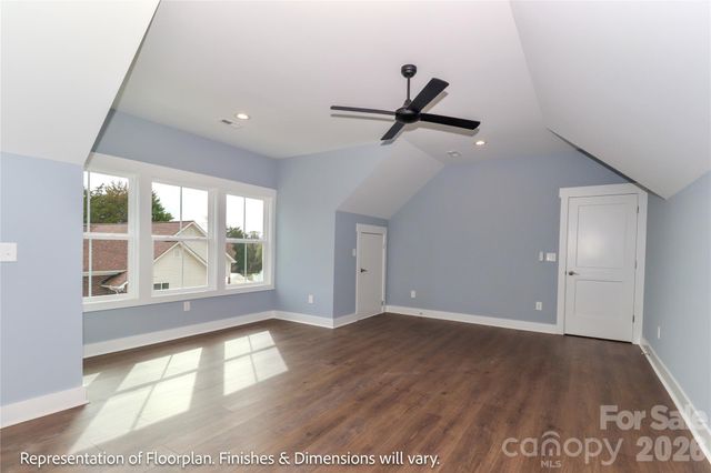 372 Kenway Loop, Mooresville, NC 28117
