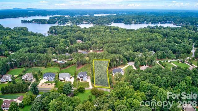 372 Kenway Loop, Mooresville, NC 28117